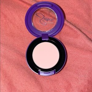 Mac x Selena eyeshadow